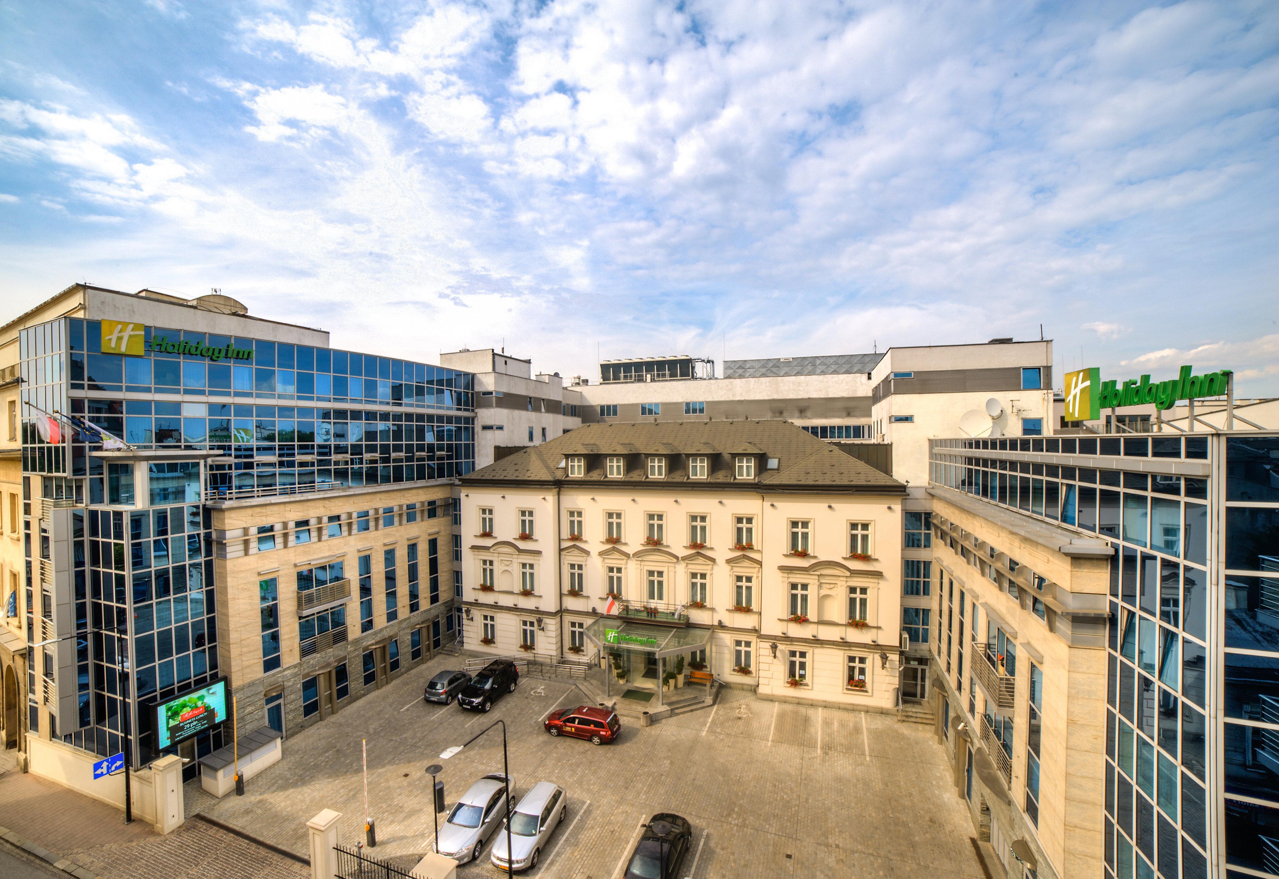 Holiday Inn Krakow City Centre By Ihg Luaran gambar The headquarters of the company in Warsaw
