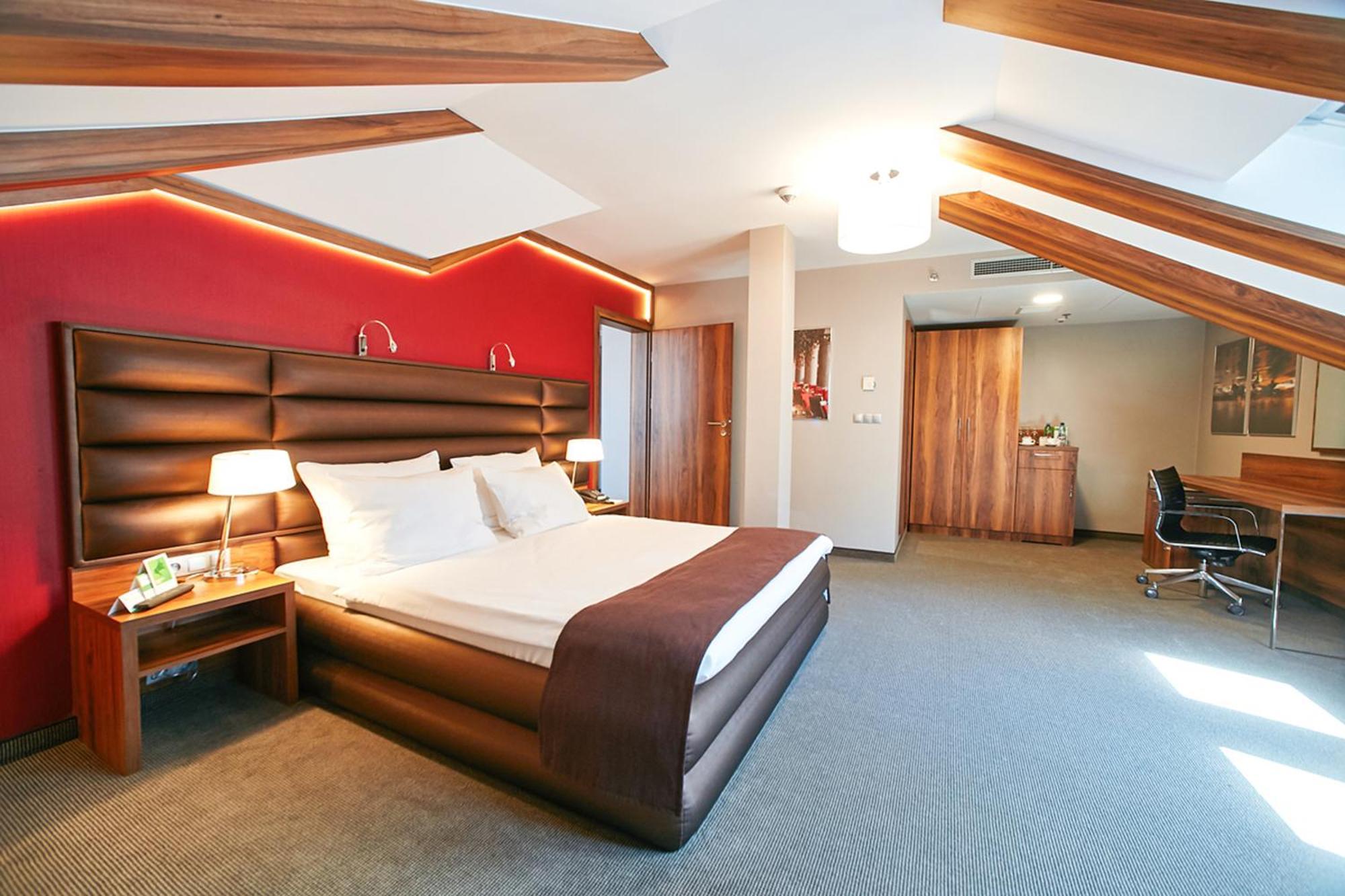 Holiday Inn Krakow City Centre By Ihg Luaran gambar Suite