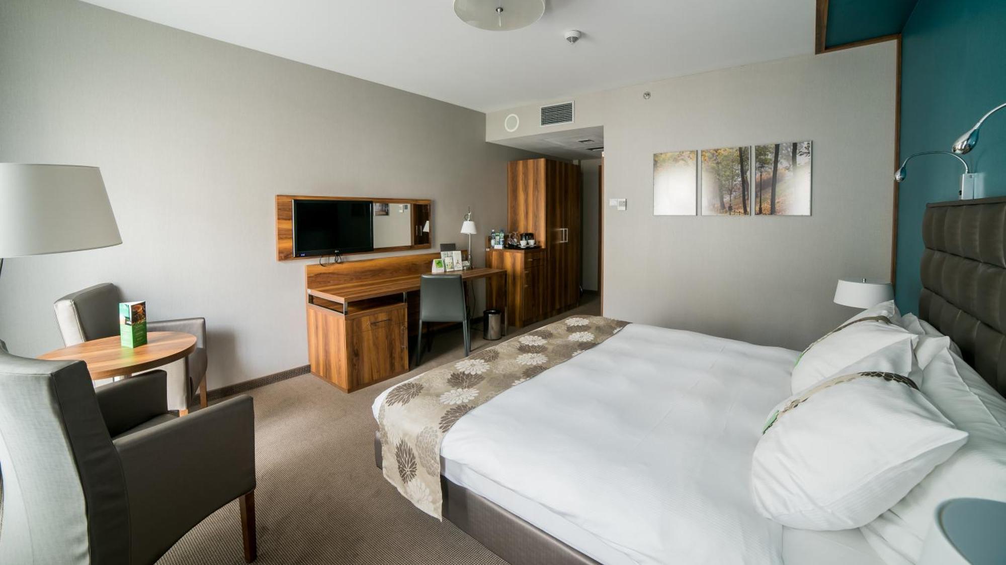 Holiday Inn Krakow City Centre By Ihg Luaran gambar A room at the hotel