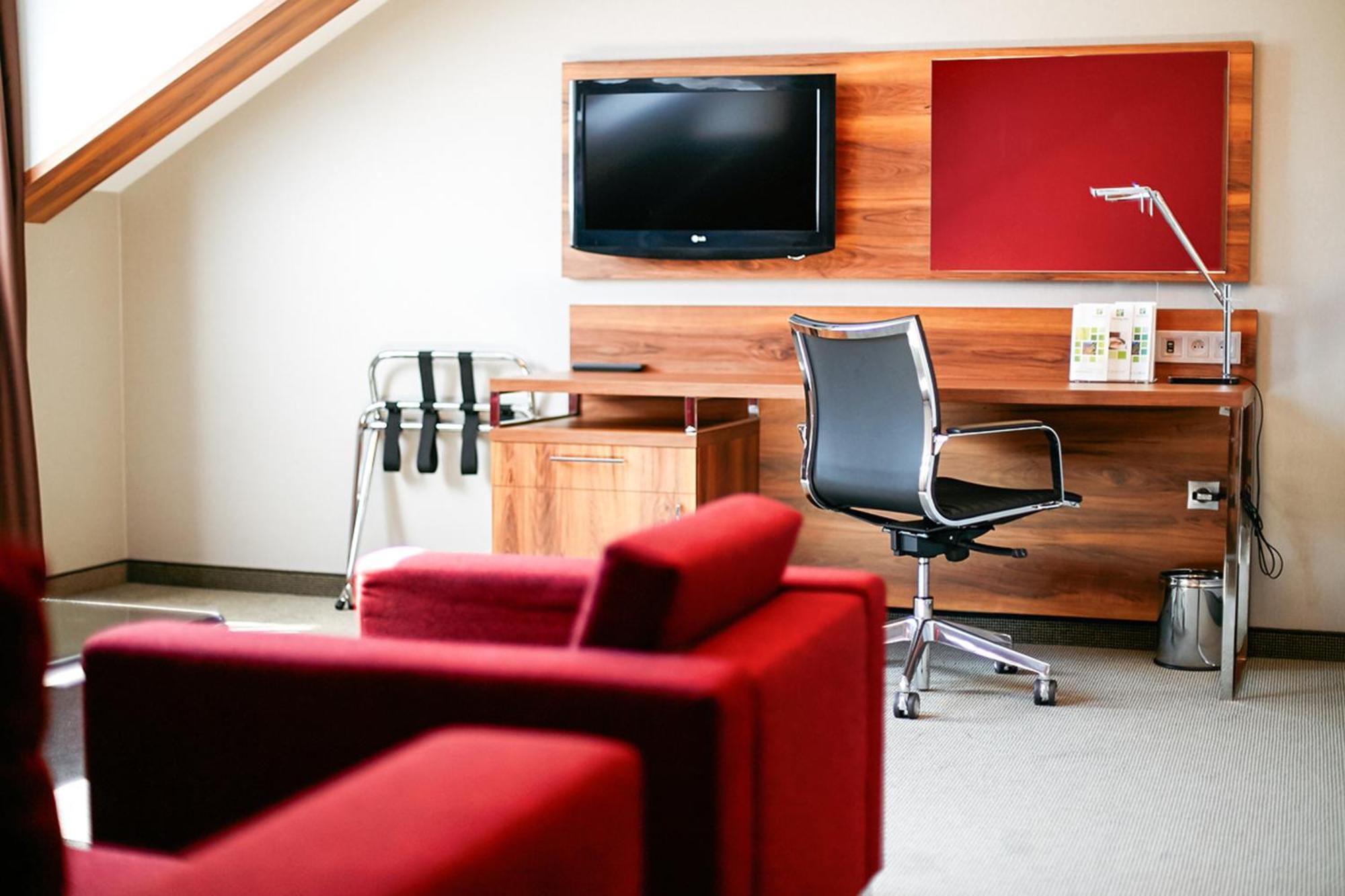 Holiday Inn Krakow City Centre By Ihg Luaran gambar A typical room at the hotel